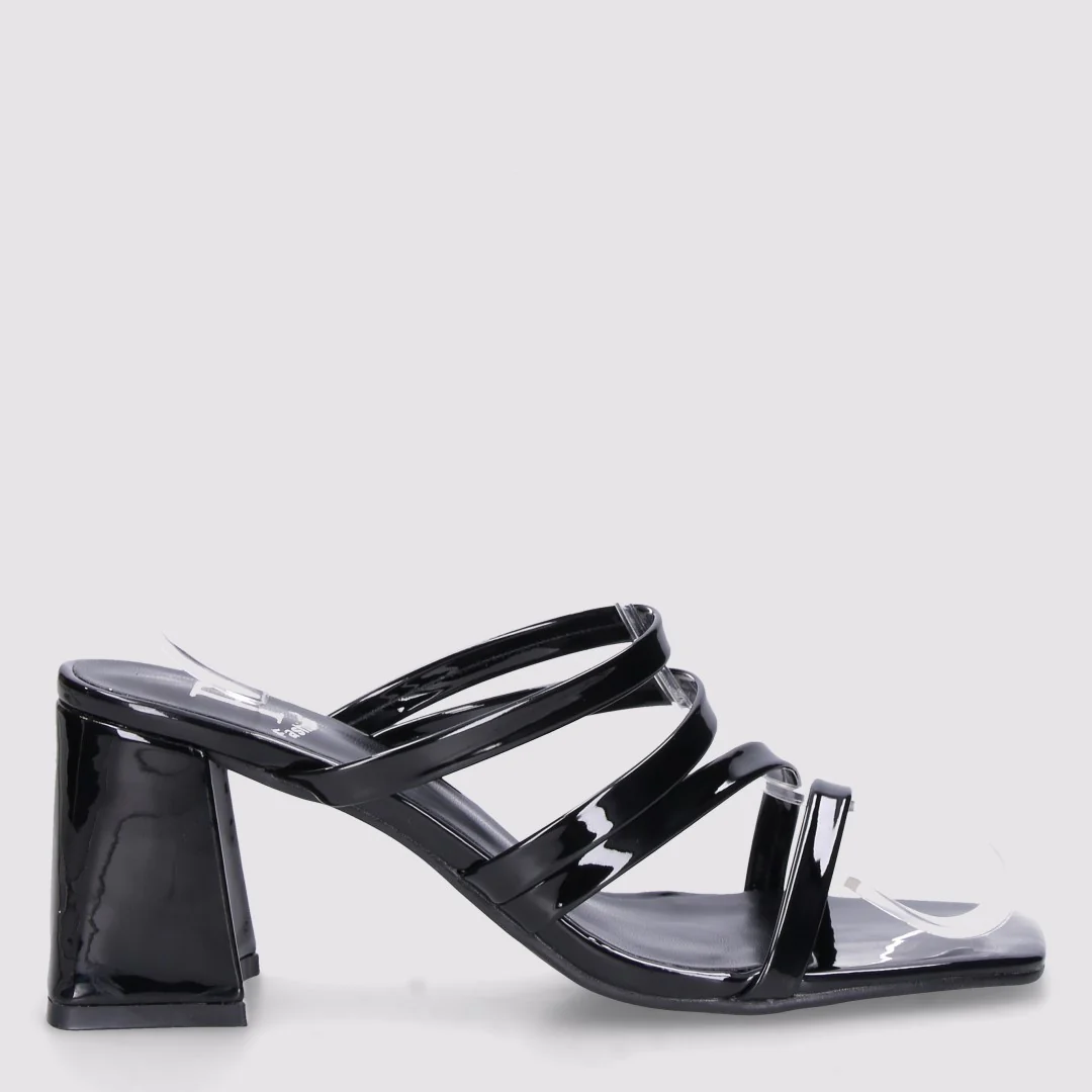 Scarpe / Sandali